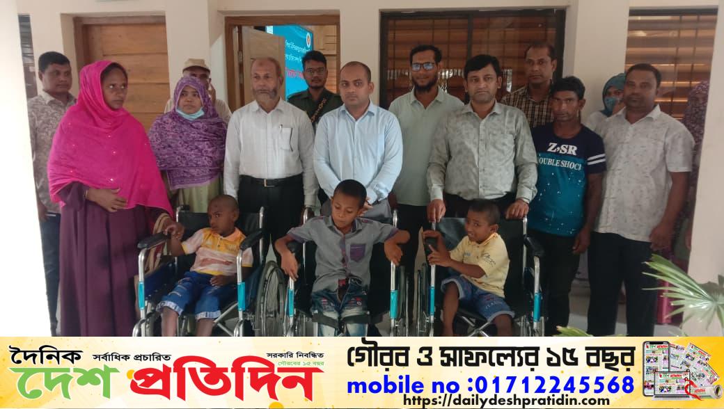 পার্বতীপুরে বিশেষ চাহিদাসম্পন্ন শিশুদের মাঝে অ্যাসিস্টিভ ডিভাইস বিতরণ