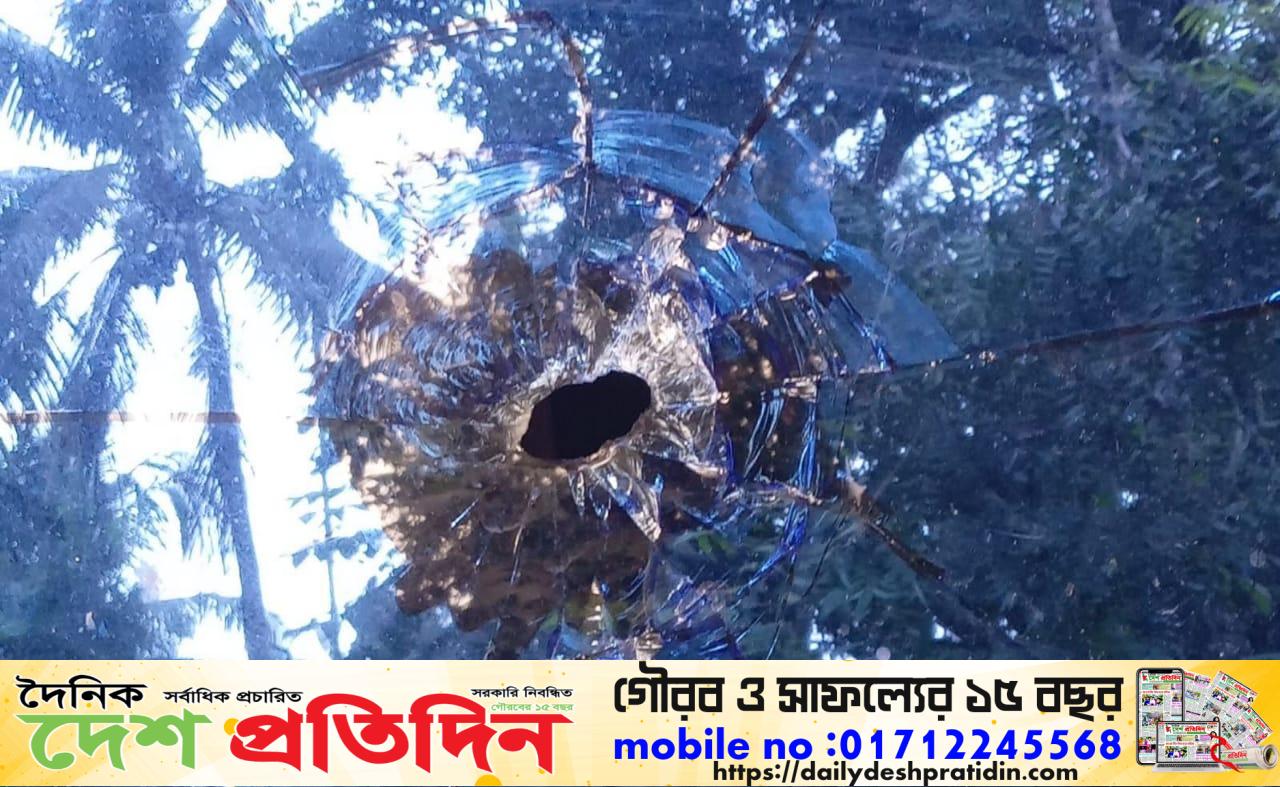 বটিয়াঘাটায় যুবদল নেতার বাড়িতে গুলি, ঘটনাস্থল থেকে উদ্ধার ১ রাউন্ড