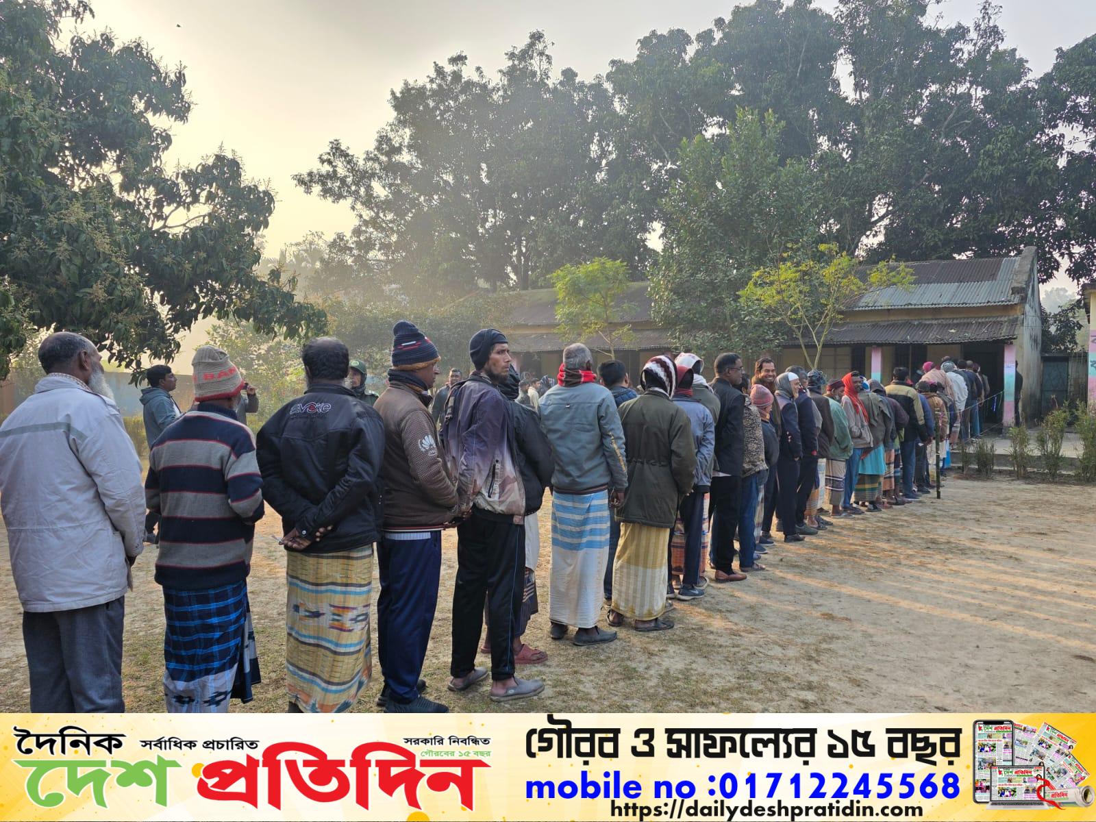 ভোট বর্জনের স্মৃতি পেছনে ফেলে সরব মাড়িয়া কেন্দ্র, ভোটার উপস্থিতিতে উৎসবের আমেজ