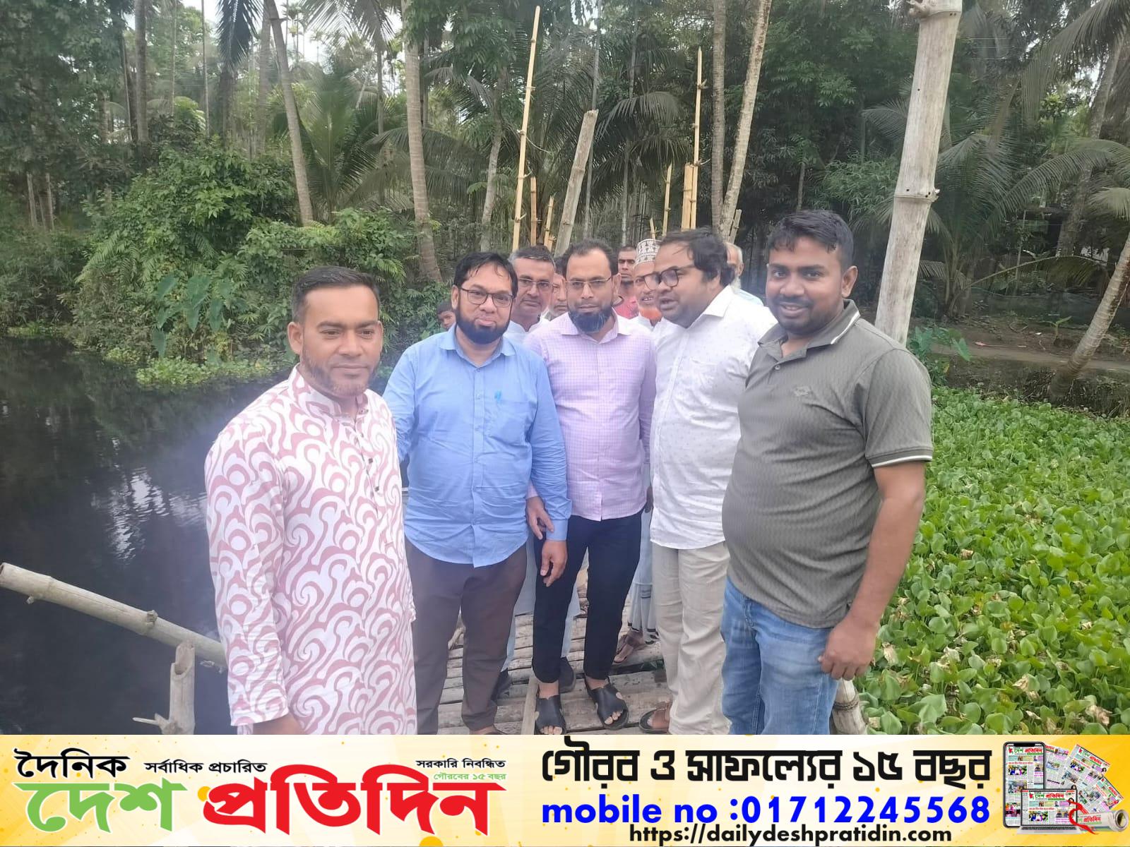 ৫ নং চরপাতা ইউনিয়নের পশ্চিম গাজীনগর ৩ নং ওয়ার্ডে ডাকাতিয়া নদীর উপর দীর্ঘদিনের ঝুঁকিপূর্ণ সাঁকো এখন এলাকাবাসীর জন্য এক ভয়াবহ দুর্ভোগের নাম